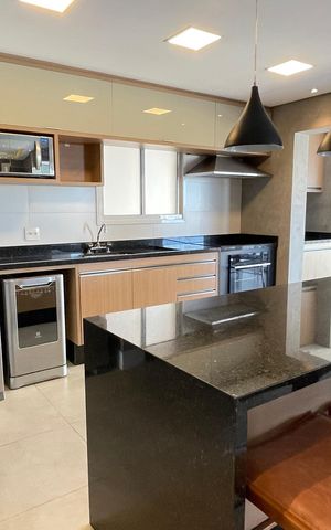 Apartamento à venda com 171m², 4 quartos e 3 vagas Apartamento à venda com 171m², 4 quartos e 3 vagasCozinha