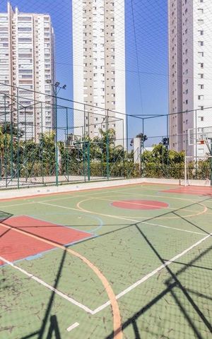 Apartamento à venda com 171m², 4 quartos e 3 vagas Apartamento à venda com 171m², 4 quartos e 3 vagasÁrea comum