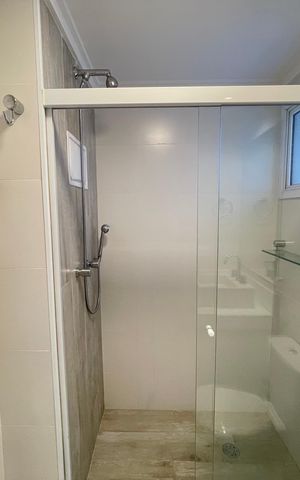 Apartamento à venda com 171m², 4 quartos e 3 vagas Apartamento à venda com 171m², 4 quartos e 3 vagasBanheiro 1
