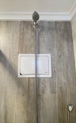 Apartamento à venda com 171m², 4 quartos e 3 vagas Apartamento à venda com 171m², 4 quartos e 3 vagasBanheiro 1