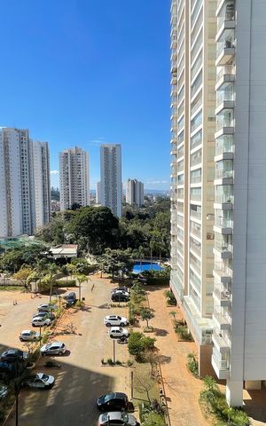 Apartamento à venda com 171m², 4 quartos e 3 vagas Apartamento à venda com 171m², 4 quartos e 3 vagasVista da Varanda