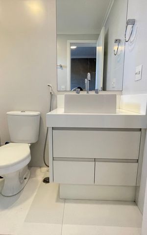 Apartamento à venda com 171m², 4 quartos e 3 vagas Apartamento à venda com 171m², 4 quartos e 3 vagasBanheiro 2