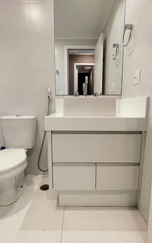 Apartamento à venda com 171m², 4 quartos e 3 vagas Apartamento à venda com 171m², 4 quartos e 3 vagasBanheiro 1