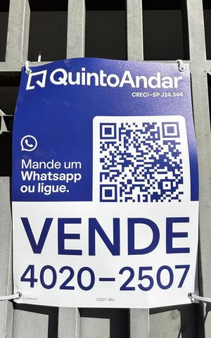 Casa à venda com 175m², 2 quartos e 1 vaga Casa à venda com 175m², 2 quartos e 1 vagaFachada