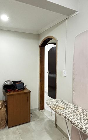 Casa à venda com 175m², 2 quartos e 1 vaga Casa à venda com 175m², 2 quartos e 1 vagaQuarto
