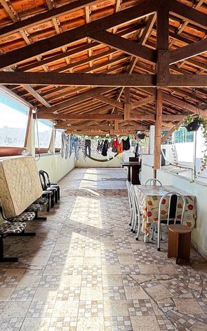 Casa à venda com 175m², 2 quartos e 1 vaga Casa à venda com 175m², 2 quartos e 1 vagaQuintal - Area Gourmet