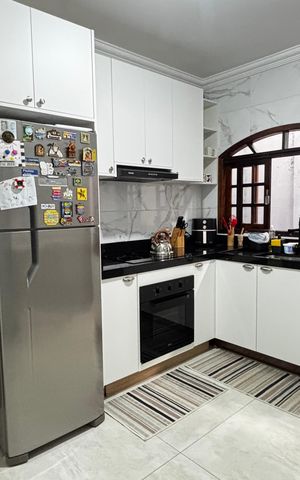 Casa à venda com 175m², 2 quartos e 1 vaga Casa à venda com 175m², 2 quartos e 1 vagaCozinha