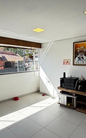 Casa à venda com 175m², 2 quartos e 1 vaga Casa à venda com 175m², 2 quartos e 1 vagaSala de Estar
