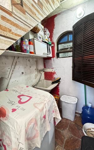 Casa à venda com 175m², 2 quartos e 1 vaga Casa à venda com 175m², 2 quartos e 1 vagaÁrea de Serviço