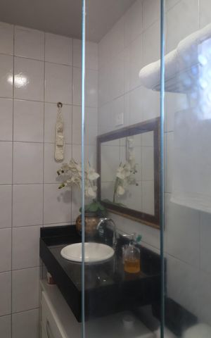 Casa de condomínio à venda com 106m², 3 quartos e 2 vagasBanheiro
