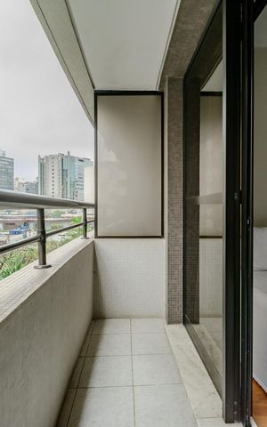 Apartamento à venda com 64m², 1 quarto e 2 vagas Apartamento à venda com 64m², 1 quarto e 2 vagasVaranda