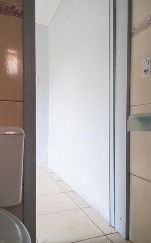 Casa para alugar com 68m², 2 quartos e sem vagaBanheiro