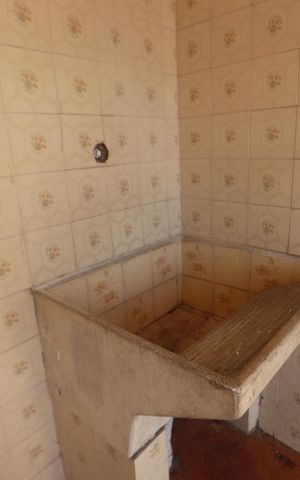 Casa à venda com 150m², 3 quartos e 1 vagaÁrea de serviço