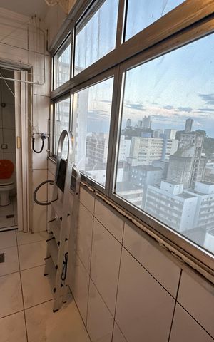 Apartamento para alugar com 72m², 2 quartos e 1 vaga Apartamento para alugar com 72m², 2 quartos e 1 vagaCozinha e Área de Serviço