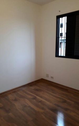 Apartamento para alugar com 67m², 3 quartos e 1 vaga Apartamento para alugar com 67m², 3 quartos e 1 vagaQuarto