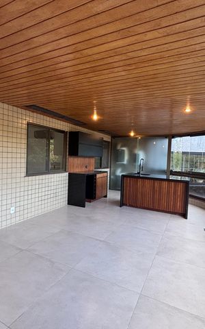 Apartamento à venda com 123m², 4 quartos e 3 vagas Apartamento à venda com 123m², 4 quartos e 3 vagasVaranda