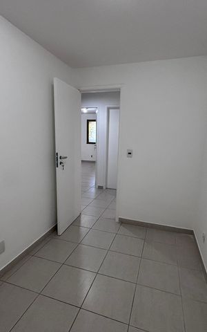 Apartamento à venda com 123m², 4 quartos e 3 vagas Apartamento à venda com 123m², 4 quartos e 3 vagasQuarto 4