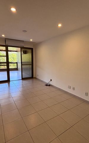Apartamento à venda com 123m², 4 quartos e 3 vagas Apartamento à venda com 123m², 4 quartos e 3 vagasSala