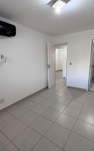 Apartamento à venda com 123m², 4 quartos e 3 vagas Apartamento à venda com 123m², 4 quartos e 3 vagasQuarto 1