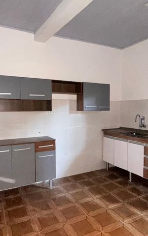 Casa para alugar com 80m², 2 quartos e sem vaga