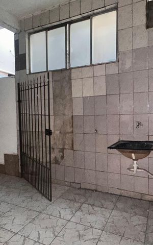 Casa para alugar com 80m², 2 quartos e sem vaga