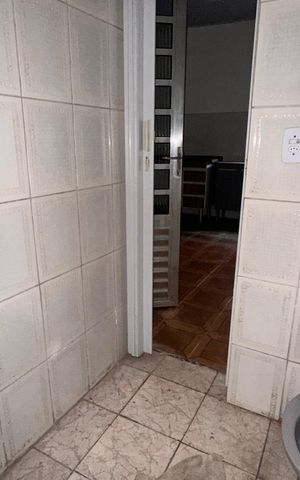 Casa para alugar com 80m², 2 quartos e sem vaga