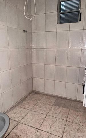 Casa para alugar com 80m², 2 quartos e sem vaga