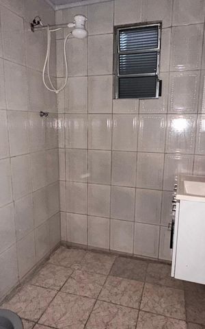 Casa para alugar com 80m², 2 quartos e sem vaga