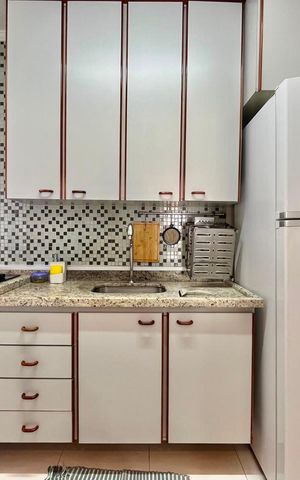 Apartamento à venda com 86m², 2 quartos e 1 vaga Apartamento à venda com 86m², 2 quartos e 1 vagaCozinha