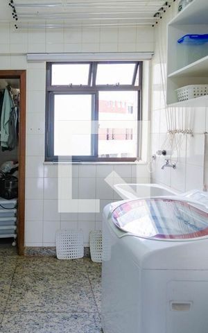 Apartamento para alugar com 90m², 3 quartos e 2 vagas Apartamento para alugar com 90m², 3 quartos e 2 vagasÁrea de Serviço