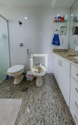 Apartamento para alugar com 90m², 3 quartos e 2 vagas Apartamento para alugar com 90m², 3 quartos e 2 vagasBanheiro da Suíte