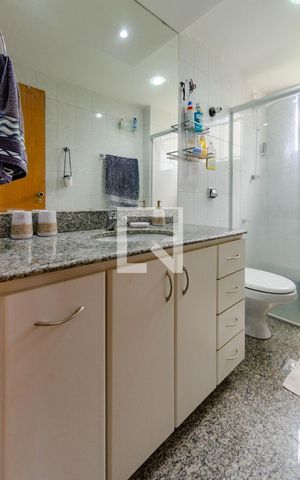 Apartamento para alugar com 90m², 3 quartos e 2 vagas Apartamento para alugar com 90m², 3 quartos e 2 vagasBanheiro Social