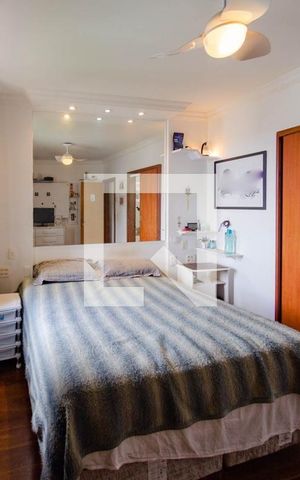 Apartamento para alugar com 90m², 3 quartos e 2 vagas Apartamento para alugar com 90m², 3 quartos e 2 vagasSuíte