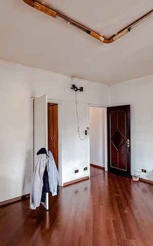 Casa à venda com 275m², 3 quartos e 2 vagasQuarto 4 - Suíte