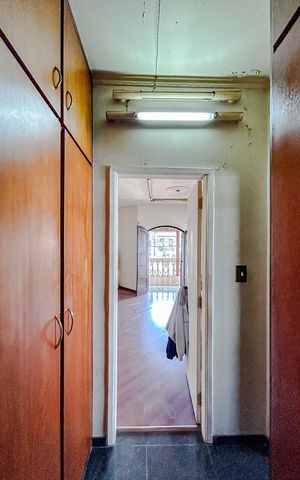 Casa à venda com 275m², 3 quartos e 2 vagasCloset da suíte