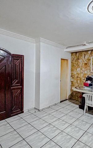Casa à venda com 275m², 3 quartos e 2 vagasSala