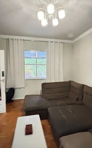Casa à venda com 780m², 4 quartos e 2 vagasSala