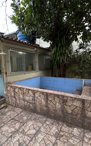 Casa à venda com 780m², 4 quartos e 2 vagasPiscina