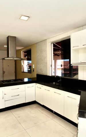 Casa para alugar com 92m², 3 quartos e sem vaga Casa para alugar com 92m², 3 quartos e sem vagaCozinha e Área de Serviço