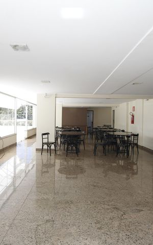 Apartamento à venda com 245m², 3 quartos e 3 vagasÁrea comum - Salão de festas