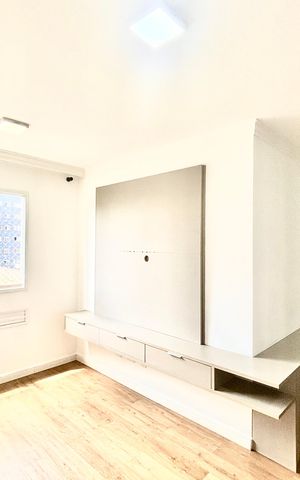 Apartamento à venda com 40m², 2 quartos e 1 vaga Apartamento à venda com 40m², 2 quartos e 1 vagaSala