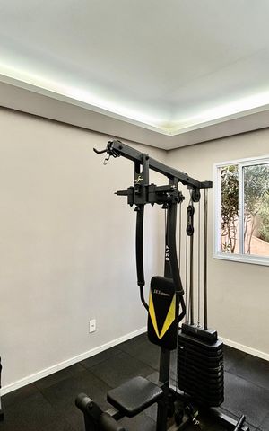 Apartamento à venda com 40m², 2 quartos e 1 vaga Apartamento à venda com 40m², 2 quartos e 1 vagaAcademia