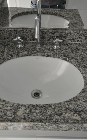 Casa de condomínio à venda com 60m², 2 quartos e 1 vagaBanheiro