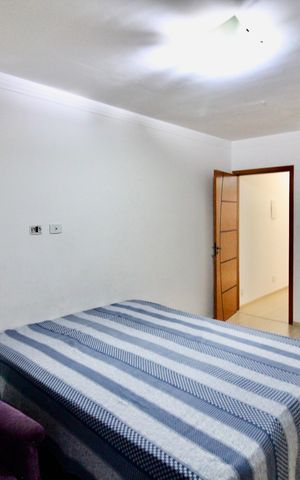 Casa para alugar com 180m², 3 quartos e 2 vagas Casa para alugar com 180m², 3 quartos e 2 vagasSuite 1