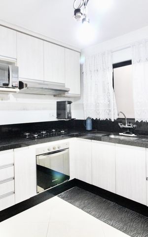 Casa para alugar com 180m², 3 quartos e 2 vagas Casa para alugar com 180m², 3 quartos e 2 vagasCozinha