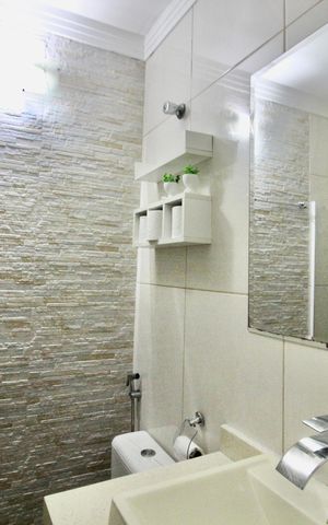 Casa para alugar com 180m², 3 quartos e 2 vagas Casa para alugar com 180m², 3 quartos e 2 vagasBanheiro da Suíte 1