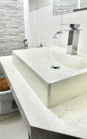 Casa para alugar com 180m², 3 quartos e 2 vagas Casa para alugar com 180m², 3 quartos e 2 vagasBanheiro da Suíte 1