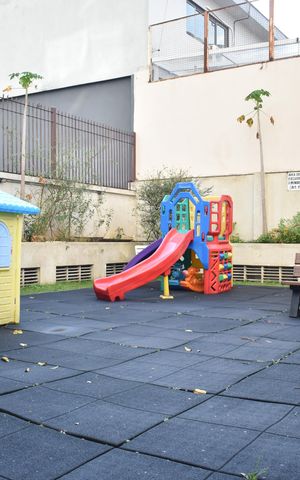 Apartamento à venda com 78m², 3 quartos e 1 vagaÁrea comum - Playground