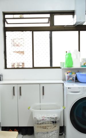 Apartamento à venda com 78m², 3 quartos e 1 vagaÁrea de Serviço