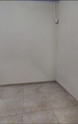 Casa de condomínio à venda com 99m², 3 quartos e 1 vagaQuarto